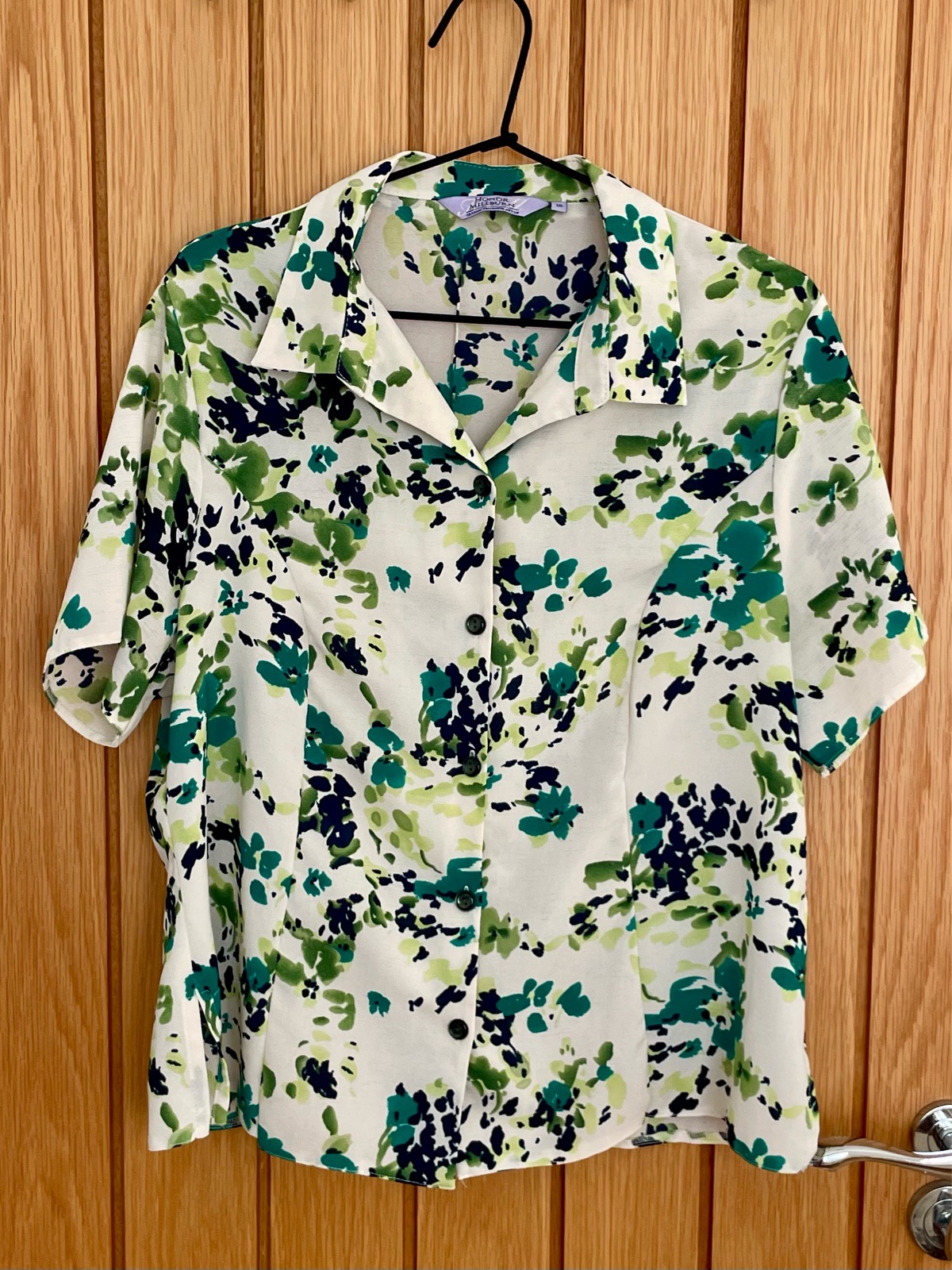 Honor Millburn Floral Blouse Size 18