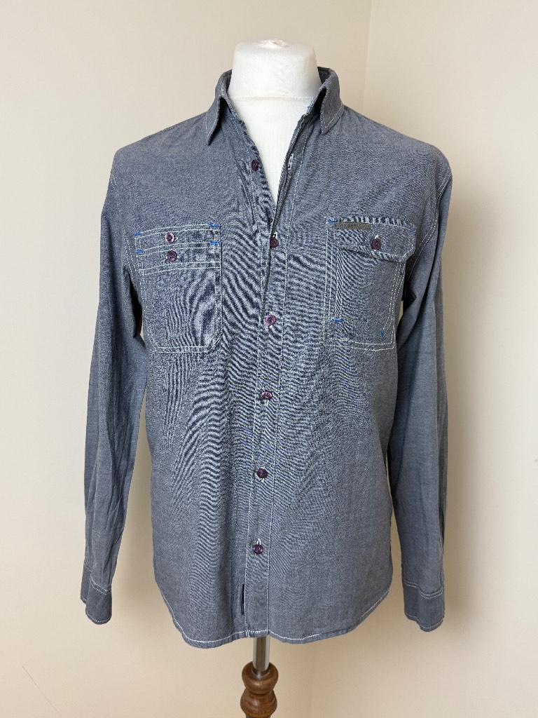 VOI Jeans Grey Chambray Shirt Mens Large Cotton Long Sleeve Utility Casual