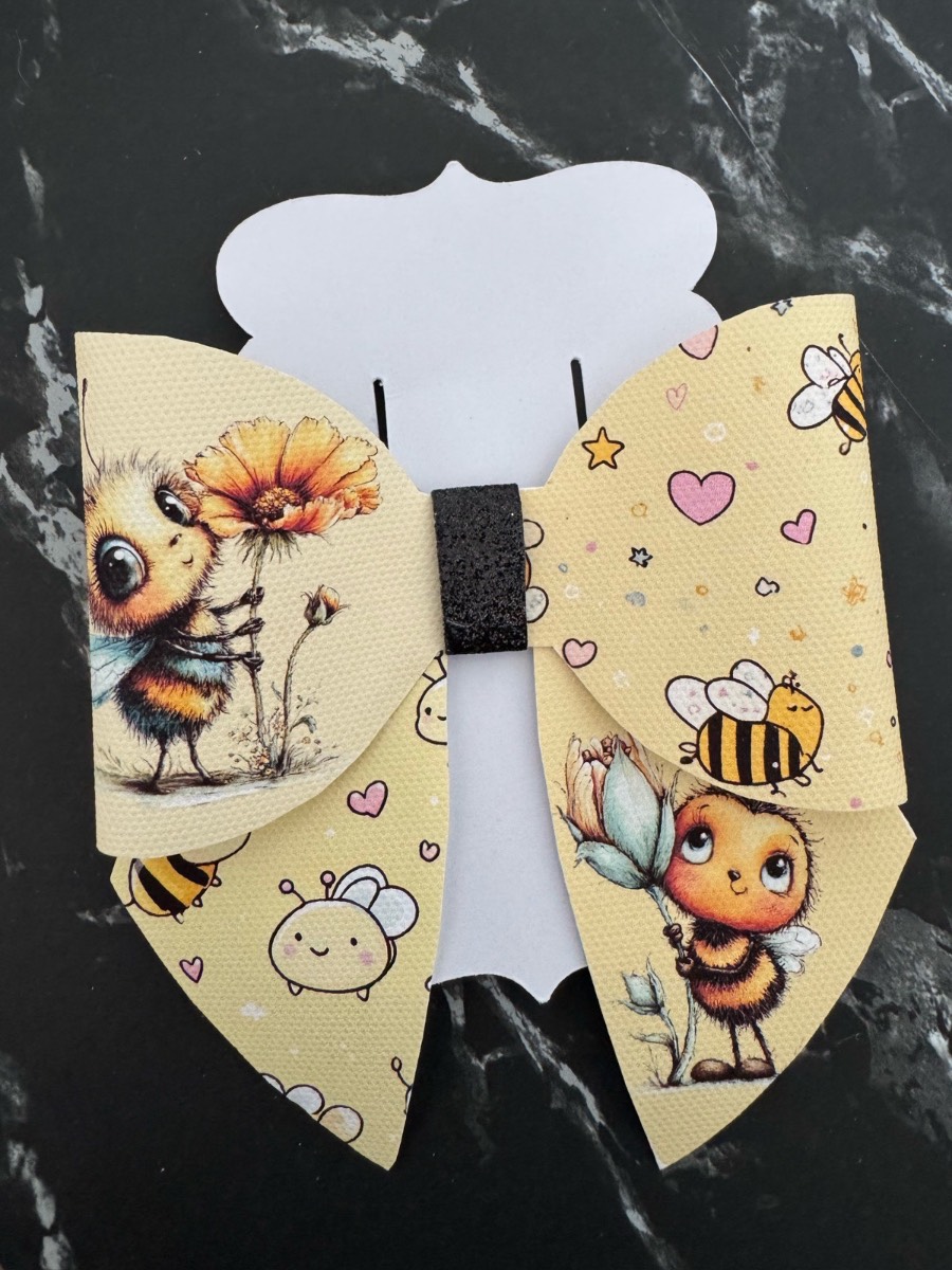 Bee sailor bow