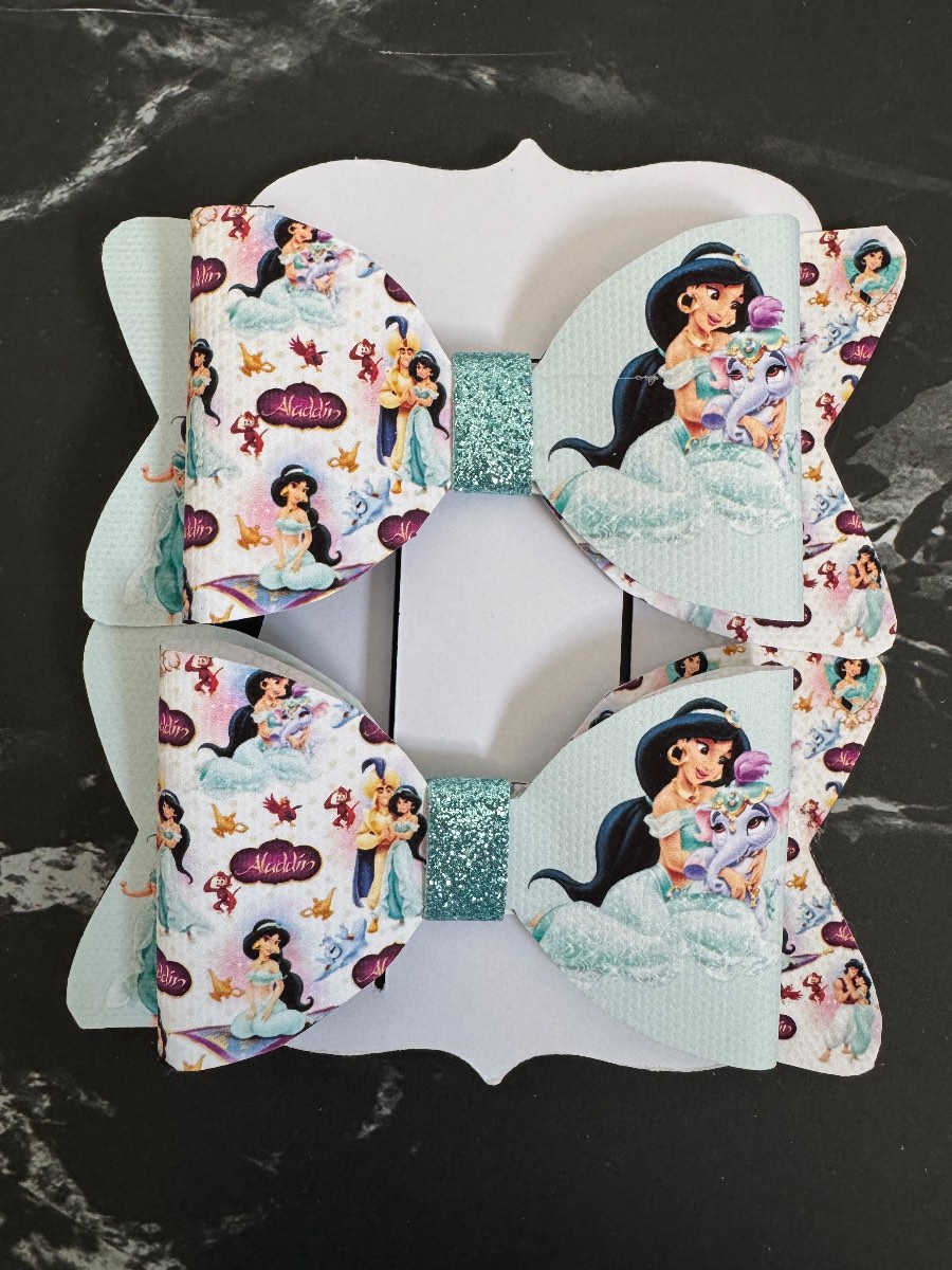 Mint hair bows x 2