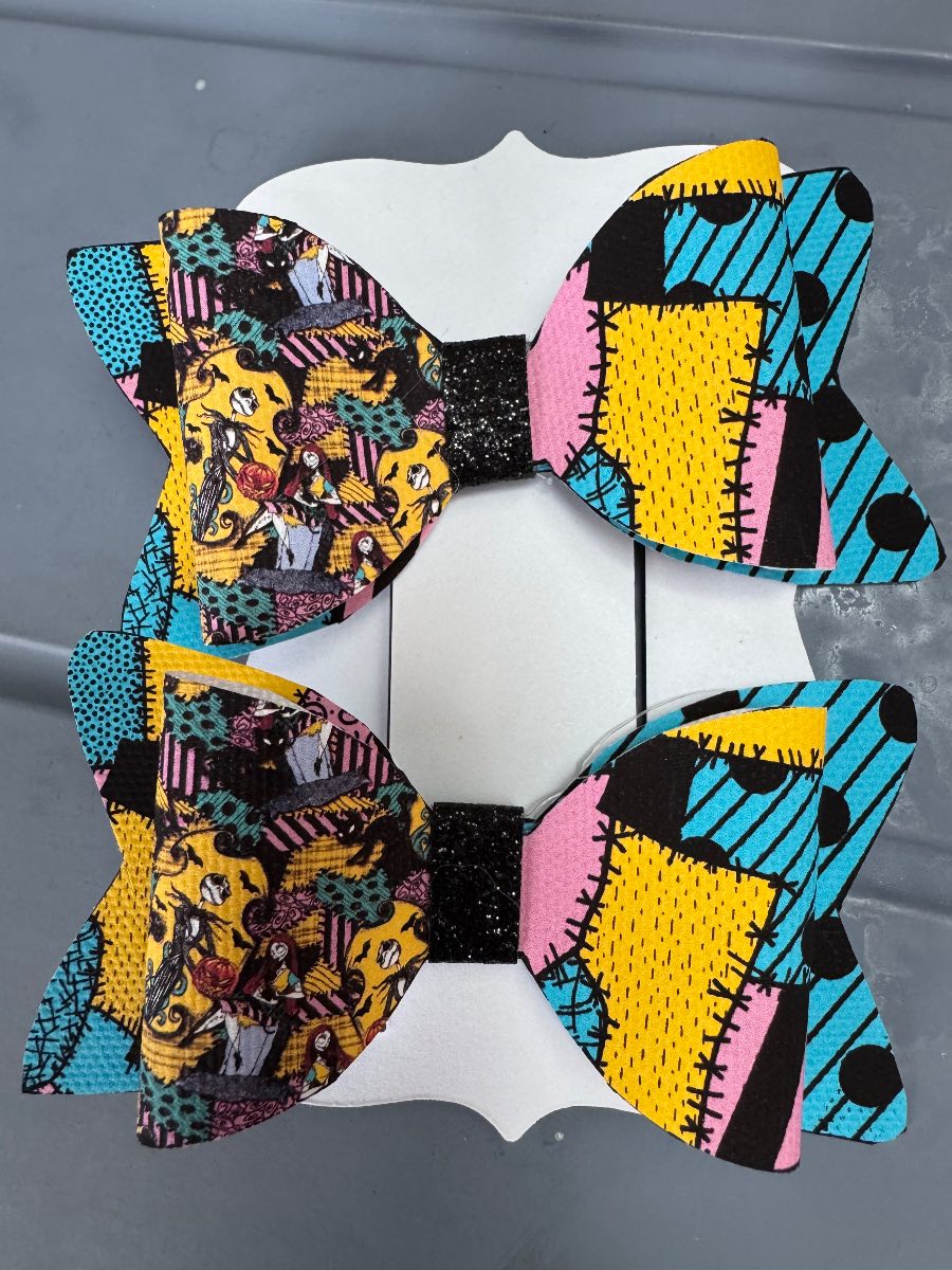 Hair bows x2