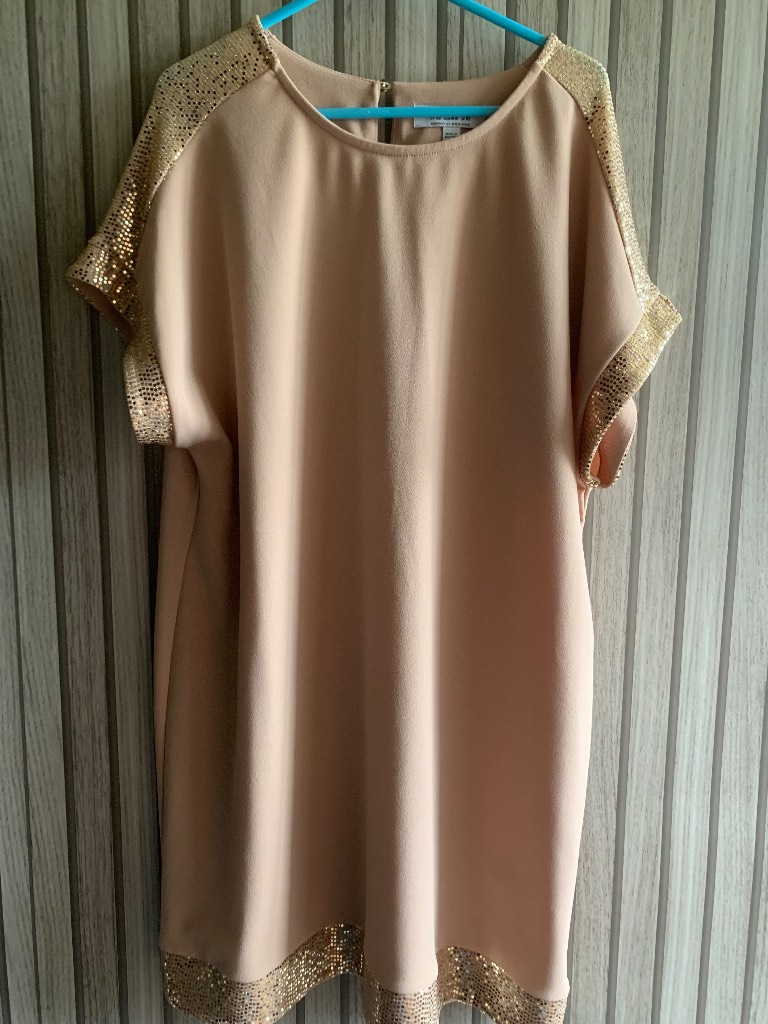Dorothy Perkins Petite Size 16 beige shift dress with gold sequin trim on the shoulders, sleeves