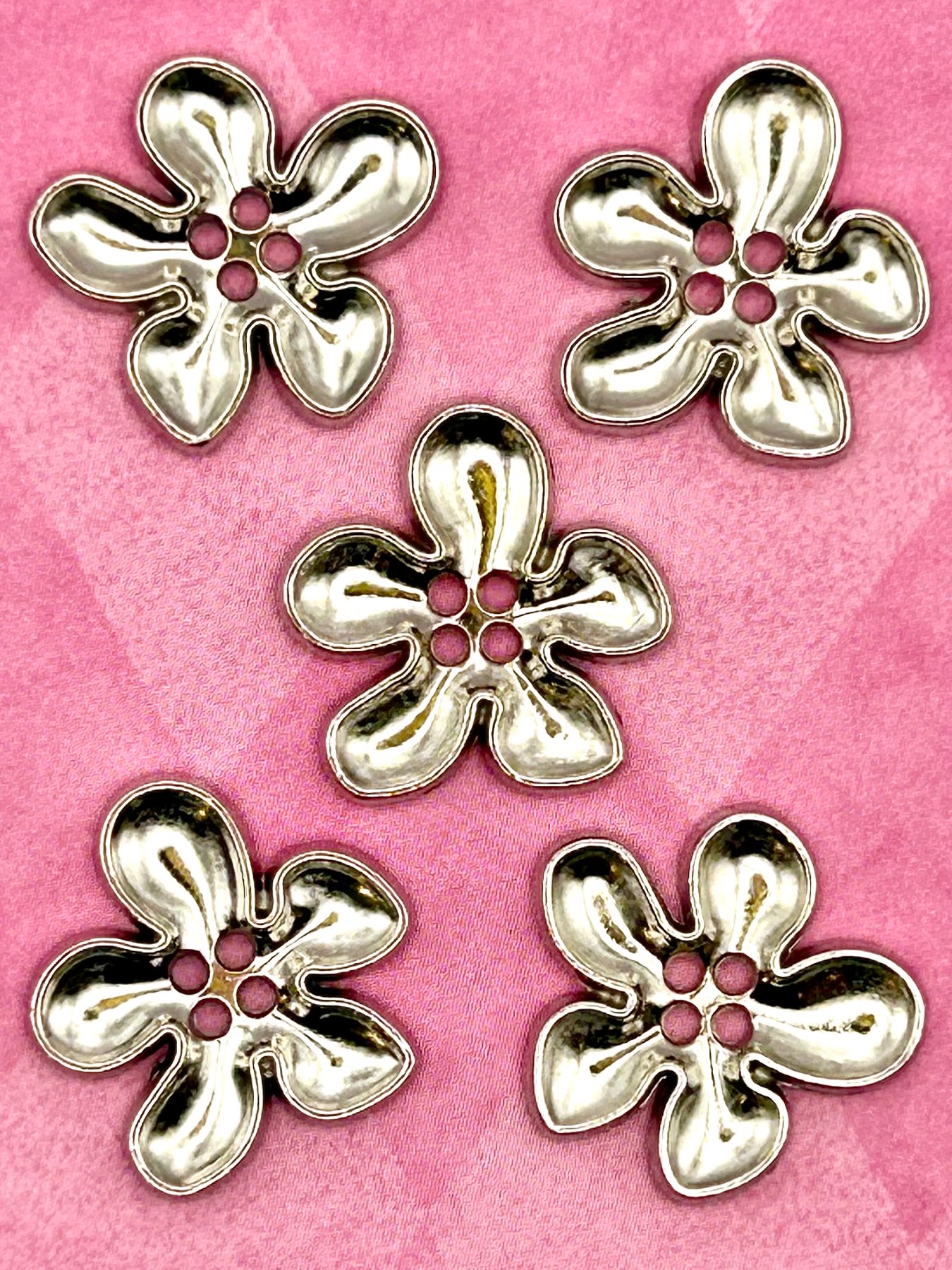Metal Retro Buttons, 19mm Buttons, Cardigan Buttons, Coat Buttons, Medium buttons, Flower Buttons