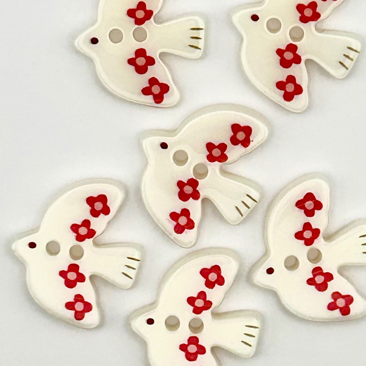 Pearly Dove Buttons, 18mm Cardigan Buttons, Blouse Buttons, Floral Bird Buttons, Animal Buttons