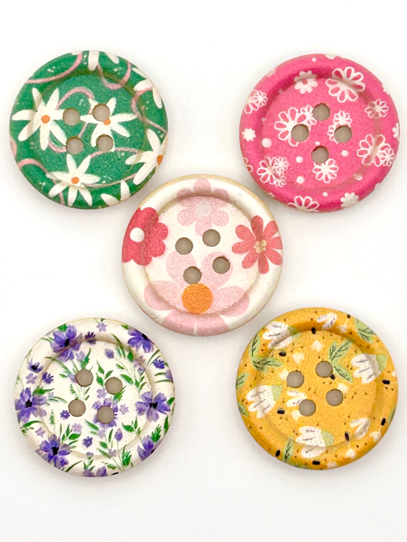 Wooden Flower Buttons, 20mm Buttons, Cardigan Buttons, Coat Buttons, Medium buttons, floral buttons