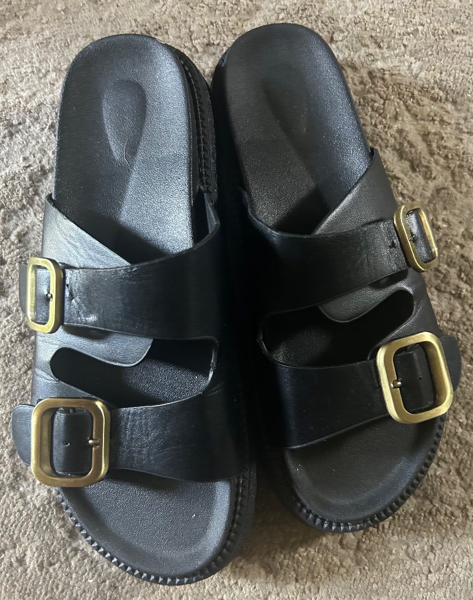 Black slides / mules size 7