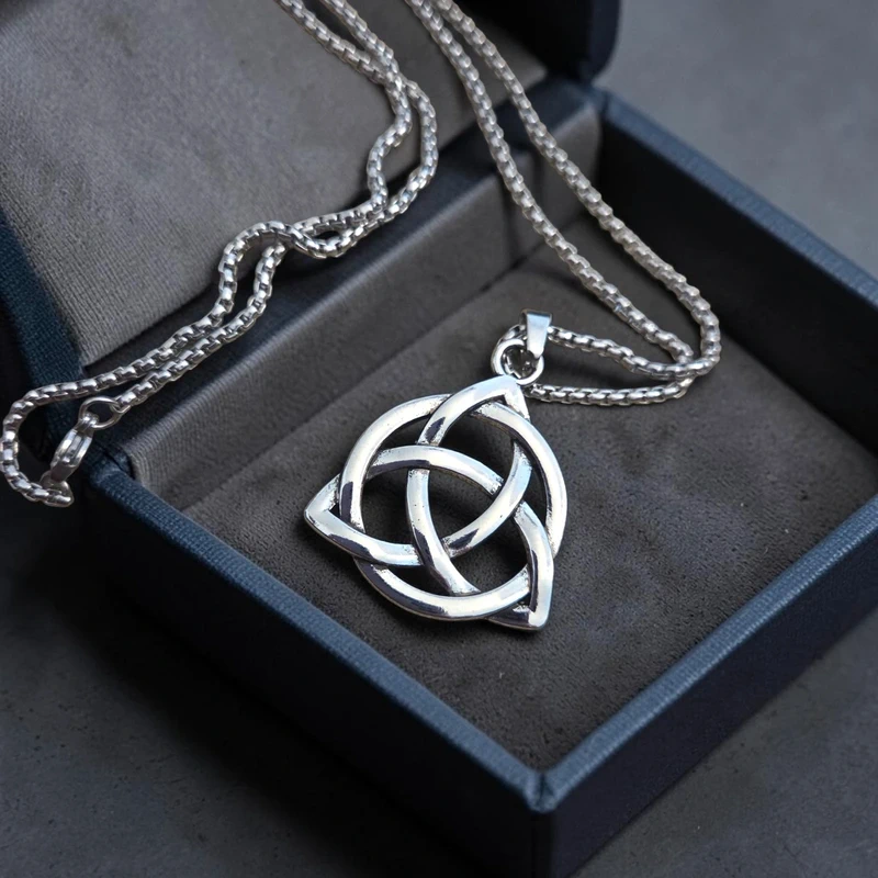 Celtic Trinity Knot Necklace Stainless Steel Silver Triquetra Pendant Y2K