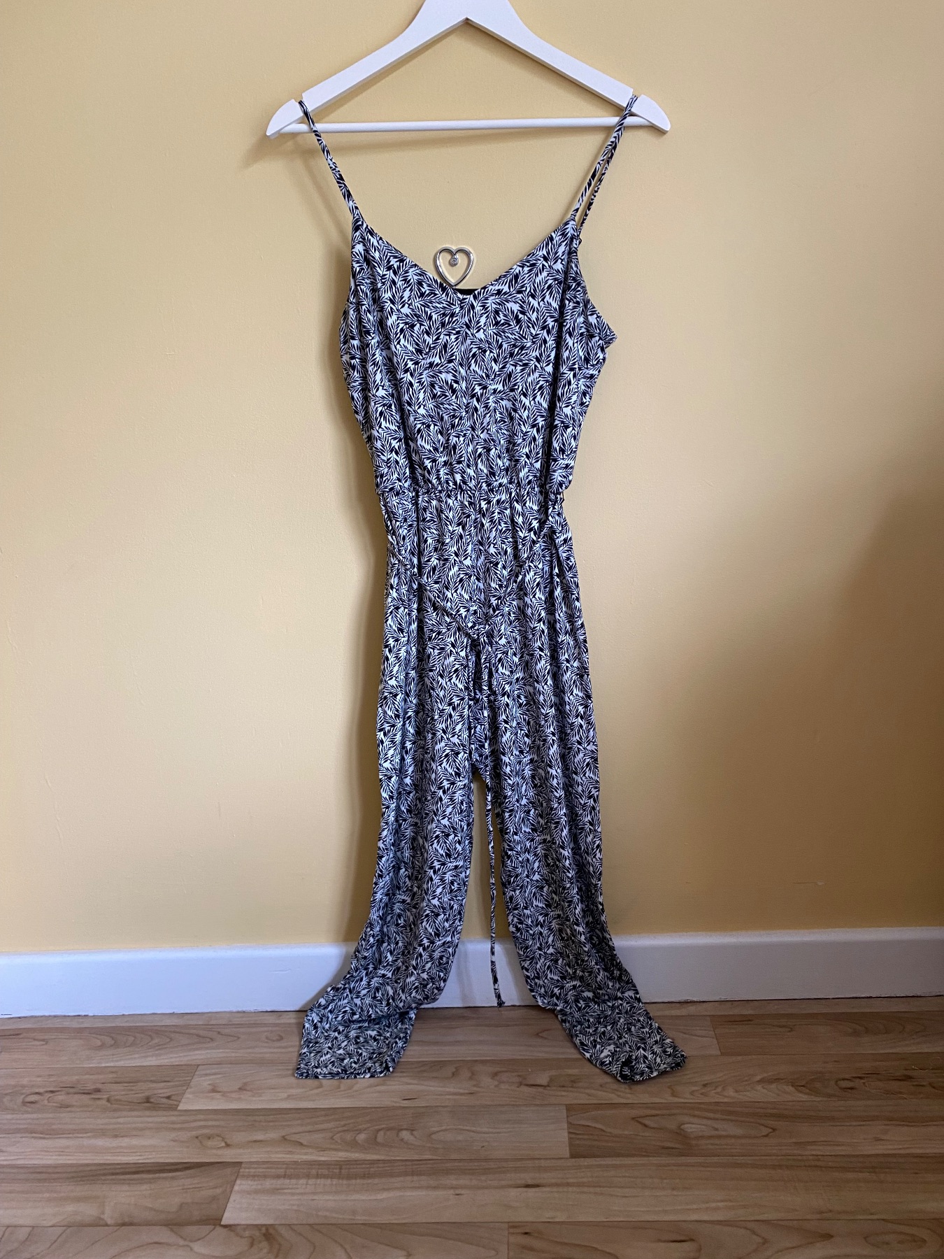 Oasis Leaf Print Strappy Cami Jumpsuit - Size Small