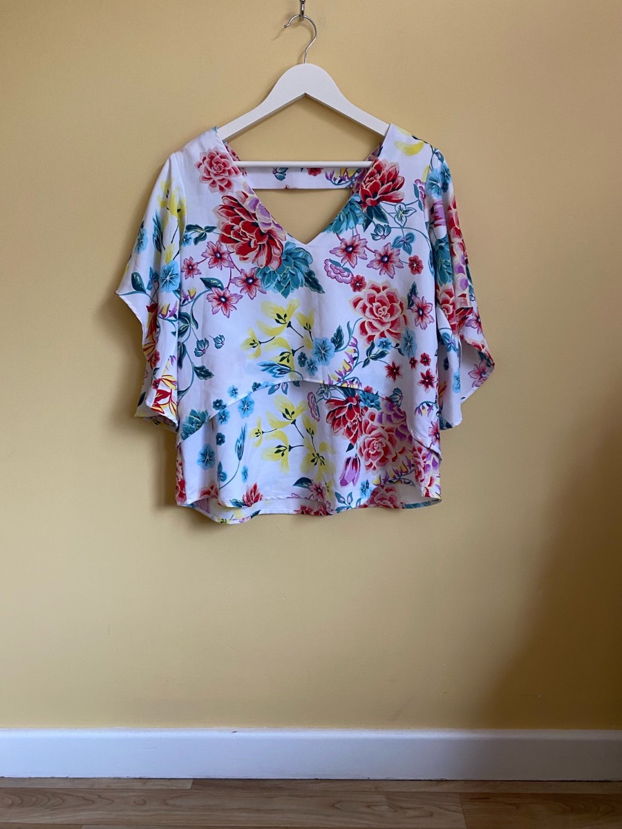 Per Una (M&S) Vibrant Floral Cut-Out Back Top (Size UK 10)