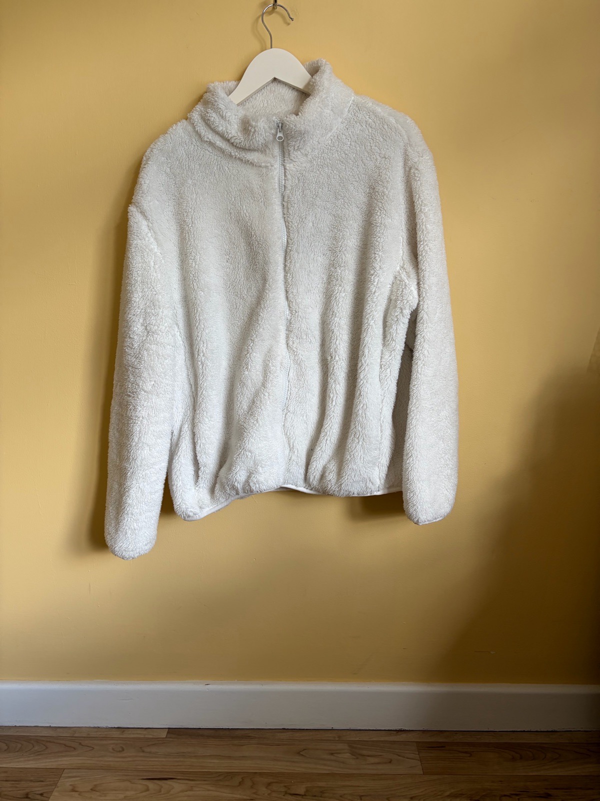 Roman Ivory White Teddy Fleece Full Zip Jacket - Size Large