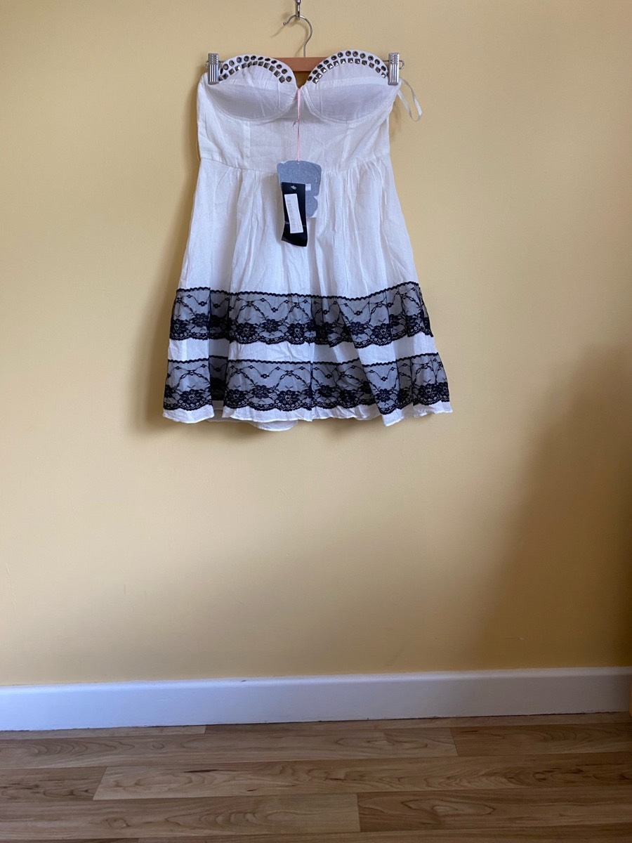 BNWT Boohoo White Strapless Dress Size 12 Party Wedding Going Out Occasion Prom