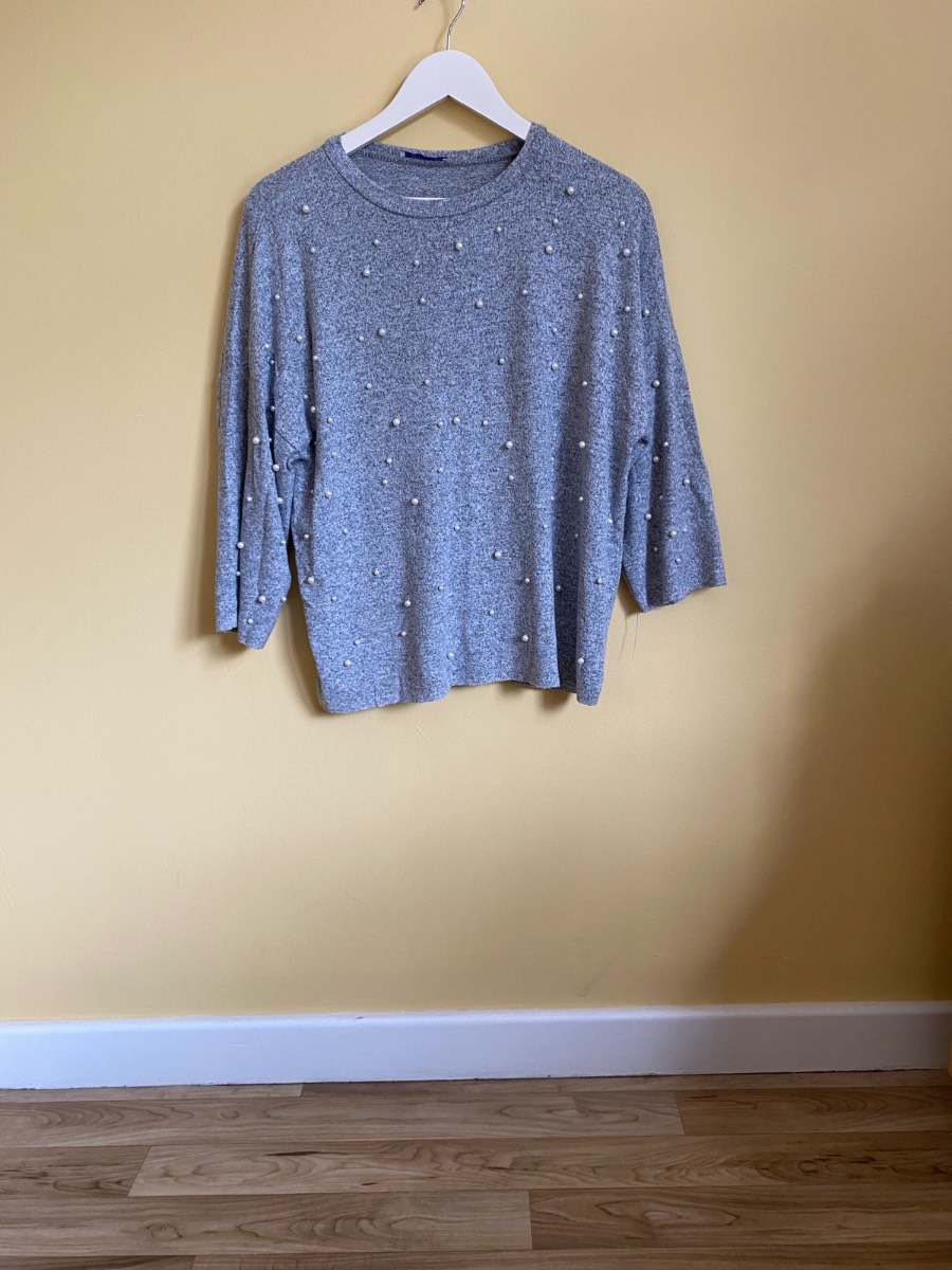 ZARA Trafaluc Grey Pearl Embellished Fine Knit Jumper (Size Medium)
