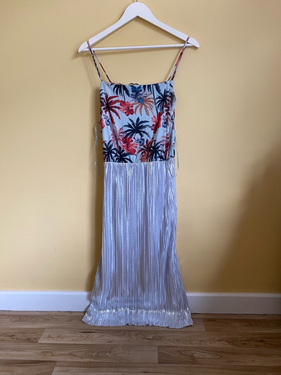 Zara Trafaluc Tropical Plissé Midi Dress Size Medium (UK 10) Party Occasion