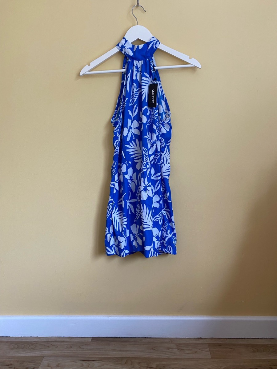 Boohoo Hibiscus Halterneck Playsuit Size 8 BNWT Party Holiday