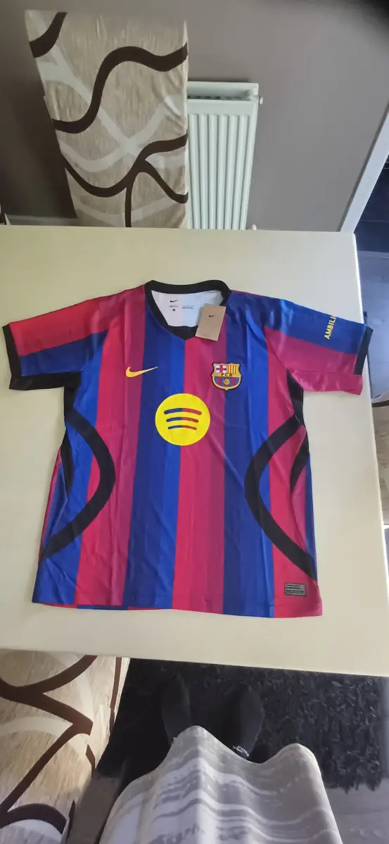 FC Barcelona 2026/27 Home Football Shirt Jersey - Size Large