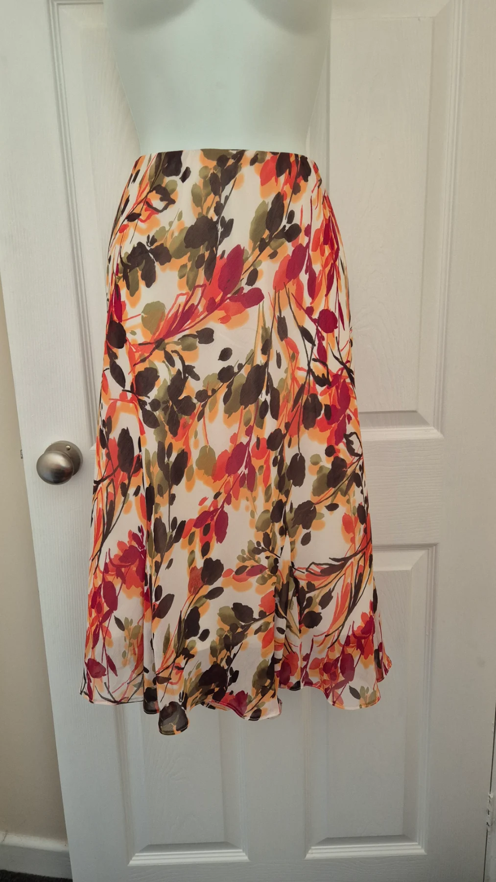 BHS Leaf Print Skirt. Size 18