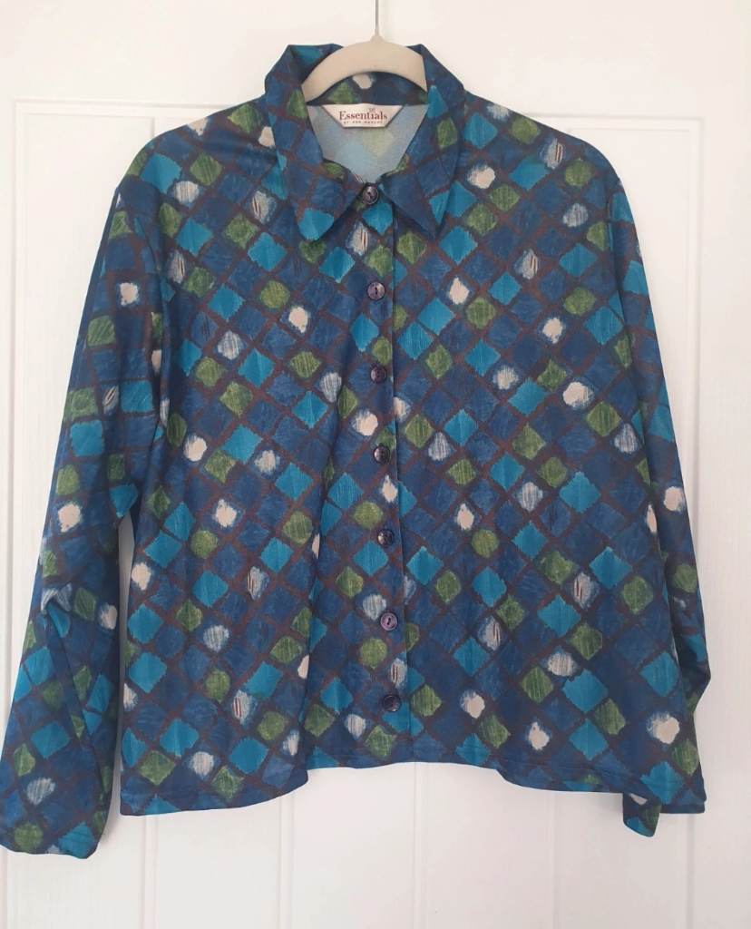 Vintage Essentials by Bonmarche Geometric Print Long Sleeve Shirt – Size 20 – Made in UK