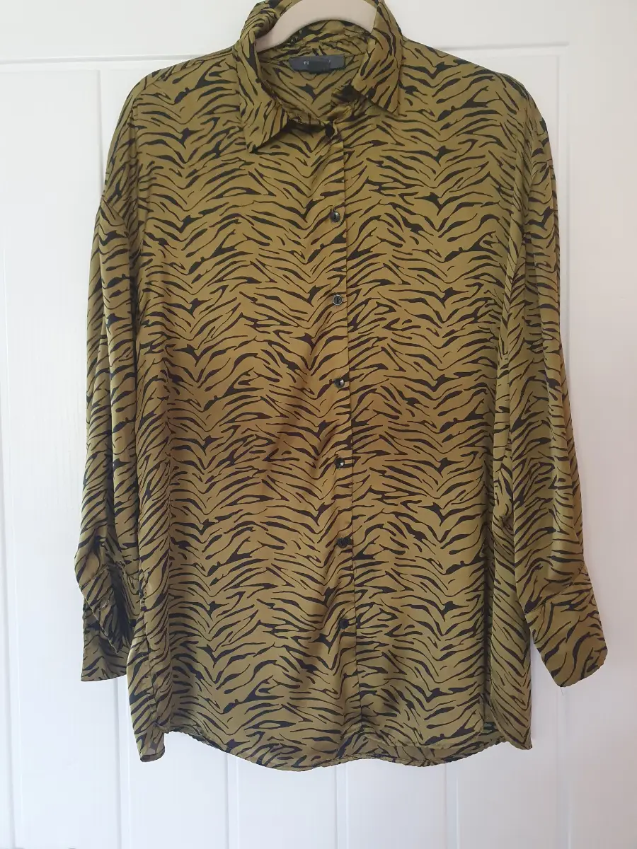 Primark Olive Green Tiger Print Satin Oversized Shirt – Size 8