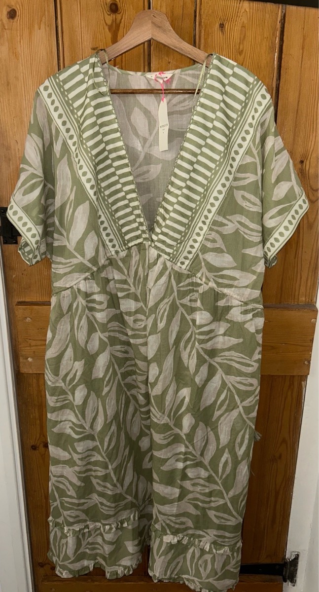 Brand new- beautiful ladies size large monsoon beach dress