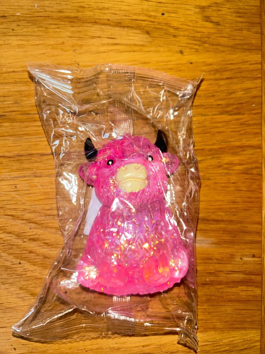 Brand new- pink squishy cute highland cow fidget toy