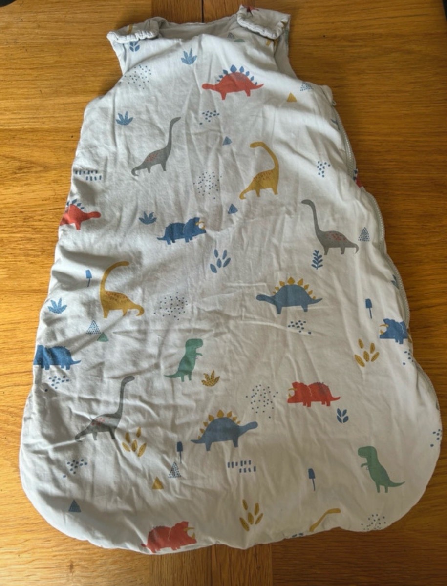 0-6 month 2.5 tog cute seal, dinosaur sleeping bag. Cute design