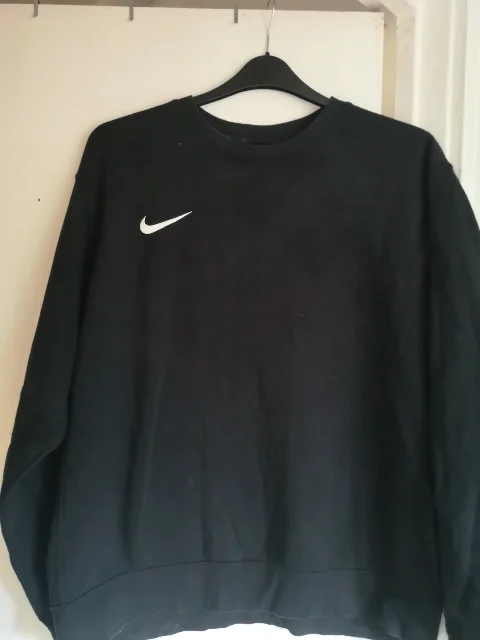 Nike men's jumper size XL black