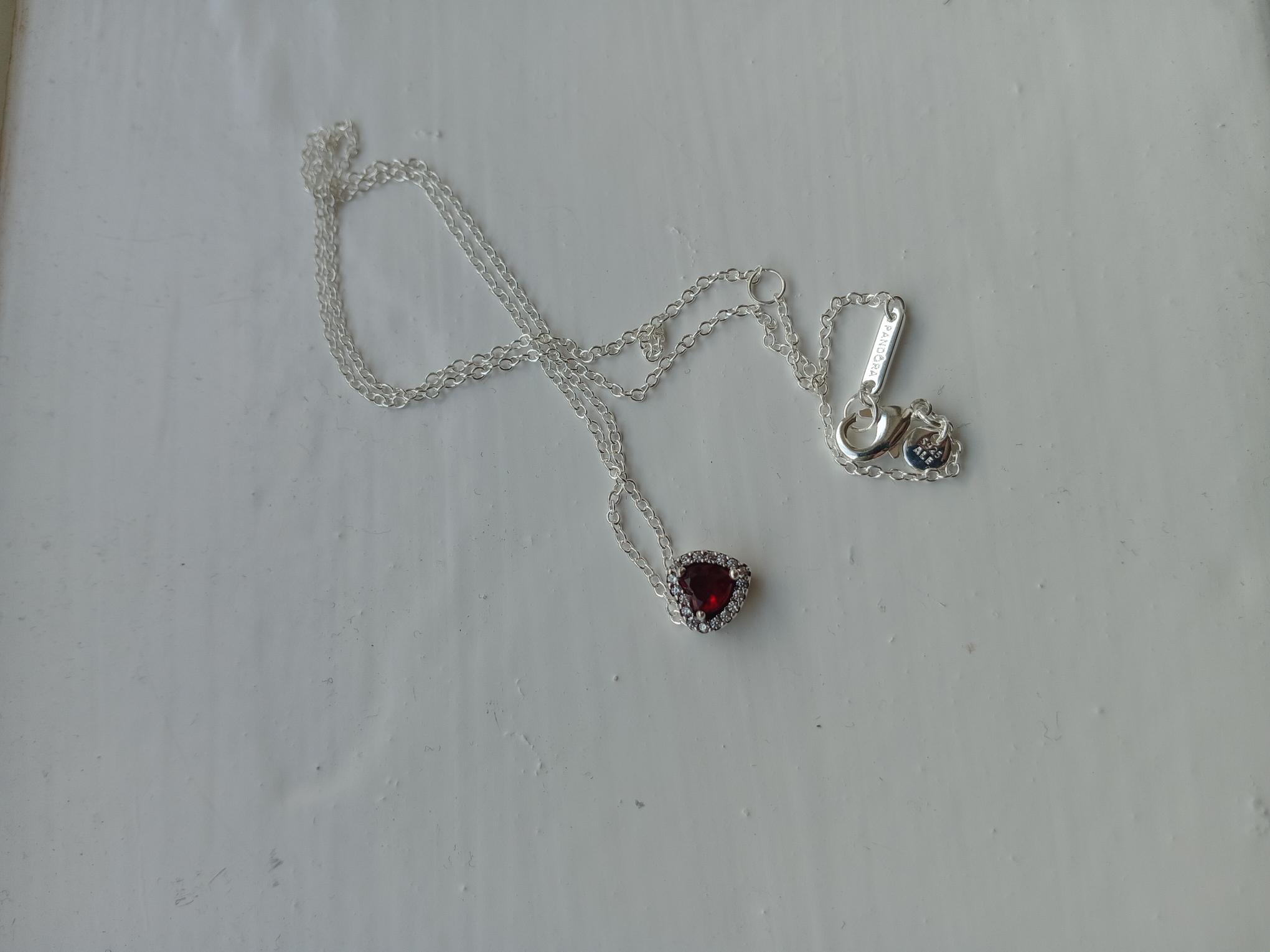 Pandora red heart chain necklace ❣️
