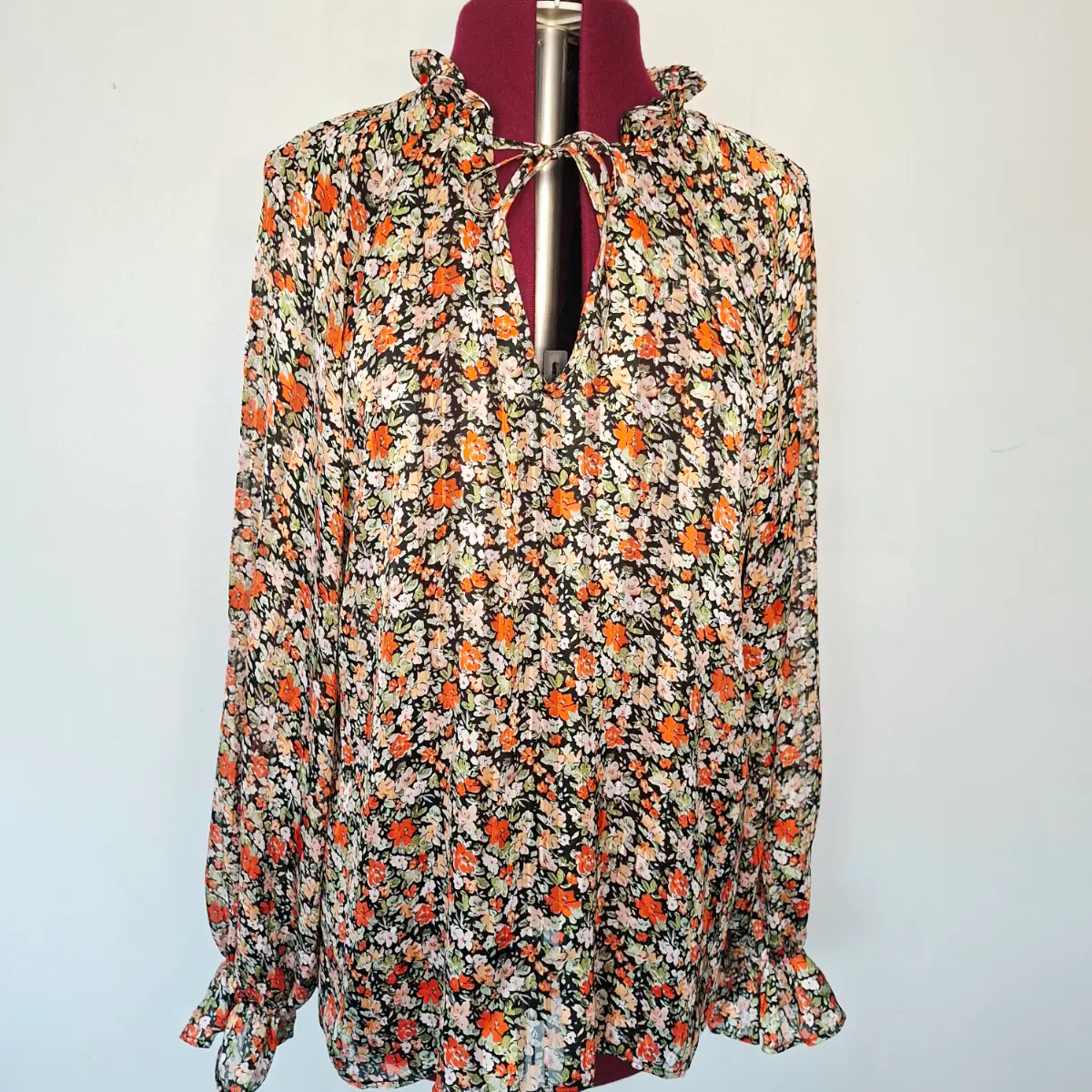 Lipsy Ditsy Floral tie neck chifgon blouse UK14