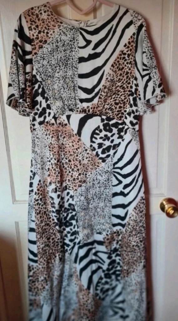 Girl in mind ladies dress, size 14