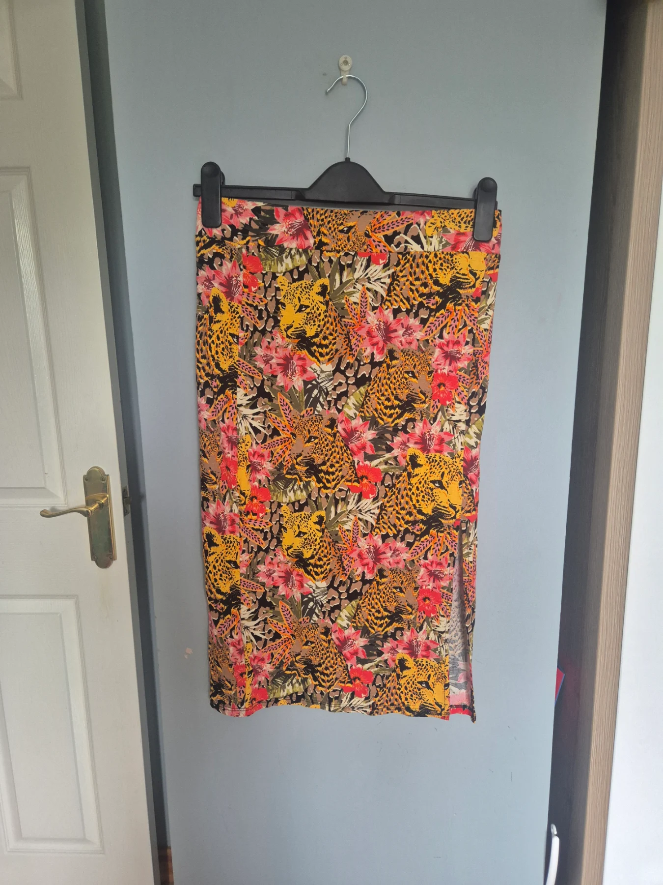 Floral and leopard print midi skirt, size 10