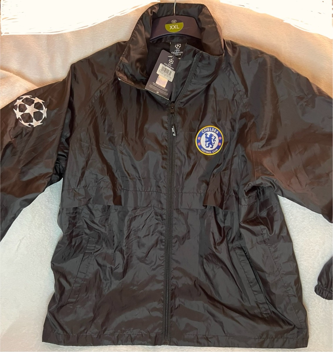 Men’s women’s unisex official genuine Chelsea bnwt black logo windbreaker Comes as pictured  Size me
