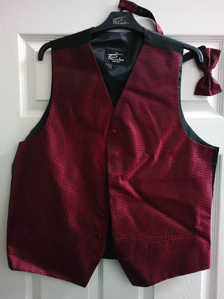 Mens Ruby Red Super Swanky Waistcoat with matching Bow Tie New 42" Smart Party