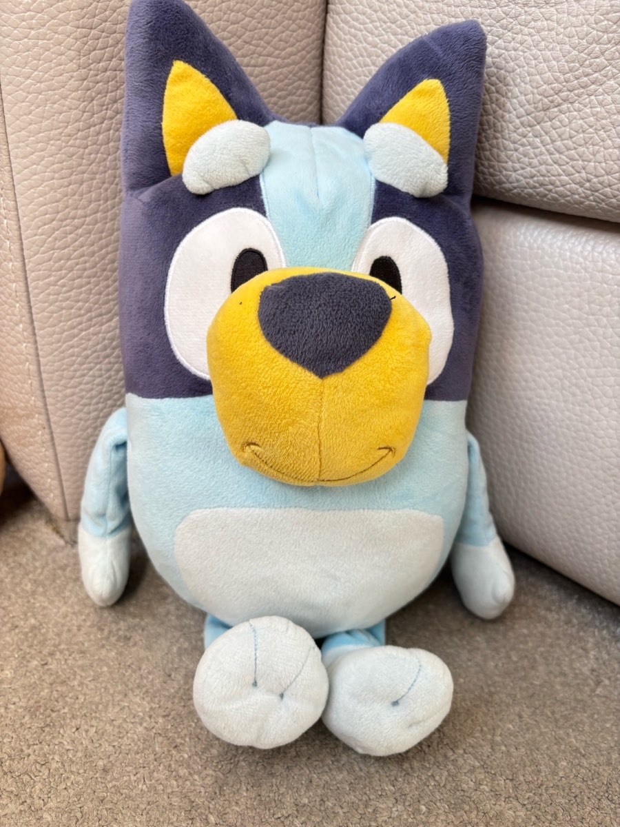 Official Bluey Large Plush 18" / 45cm - Moose Toys BBC Studios - Excellent Condition - Blue Heeler D