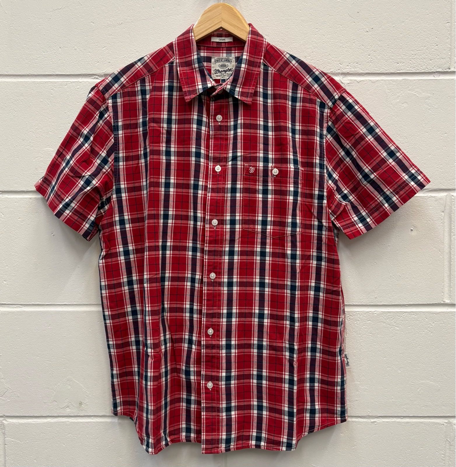 Wrangler Red Blue Check Shirt Short Sleeve Large 100% Cotton Casual Plaid