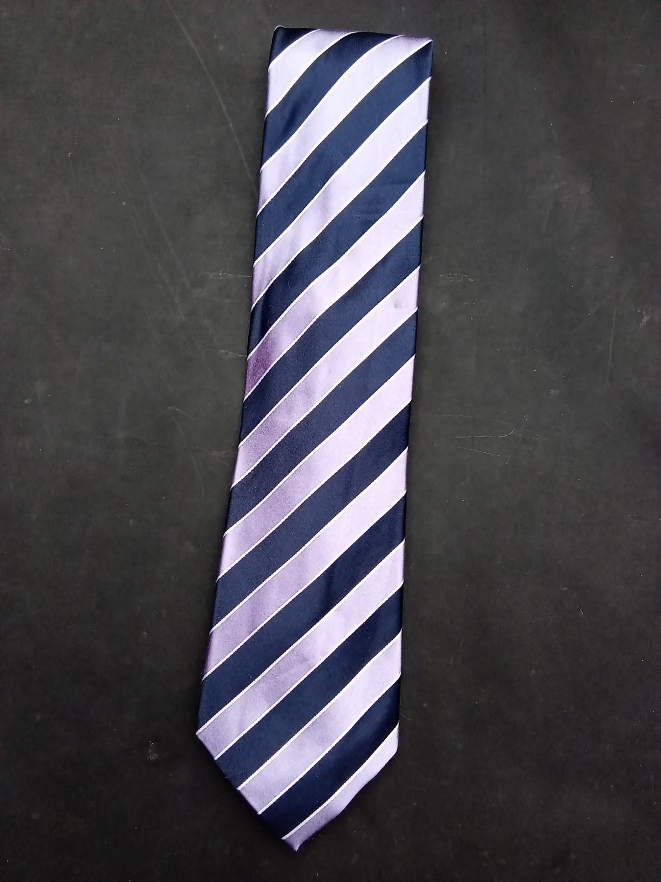 The savile row company London lilac and navy 100% silk tie
