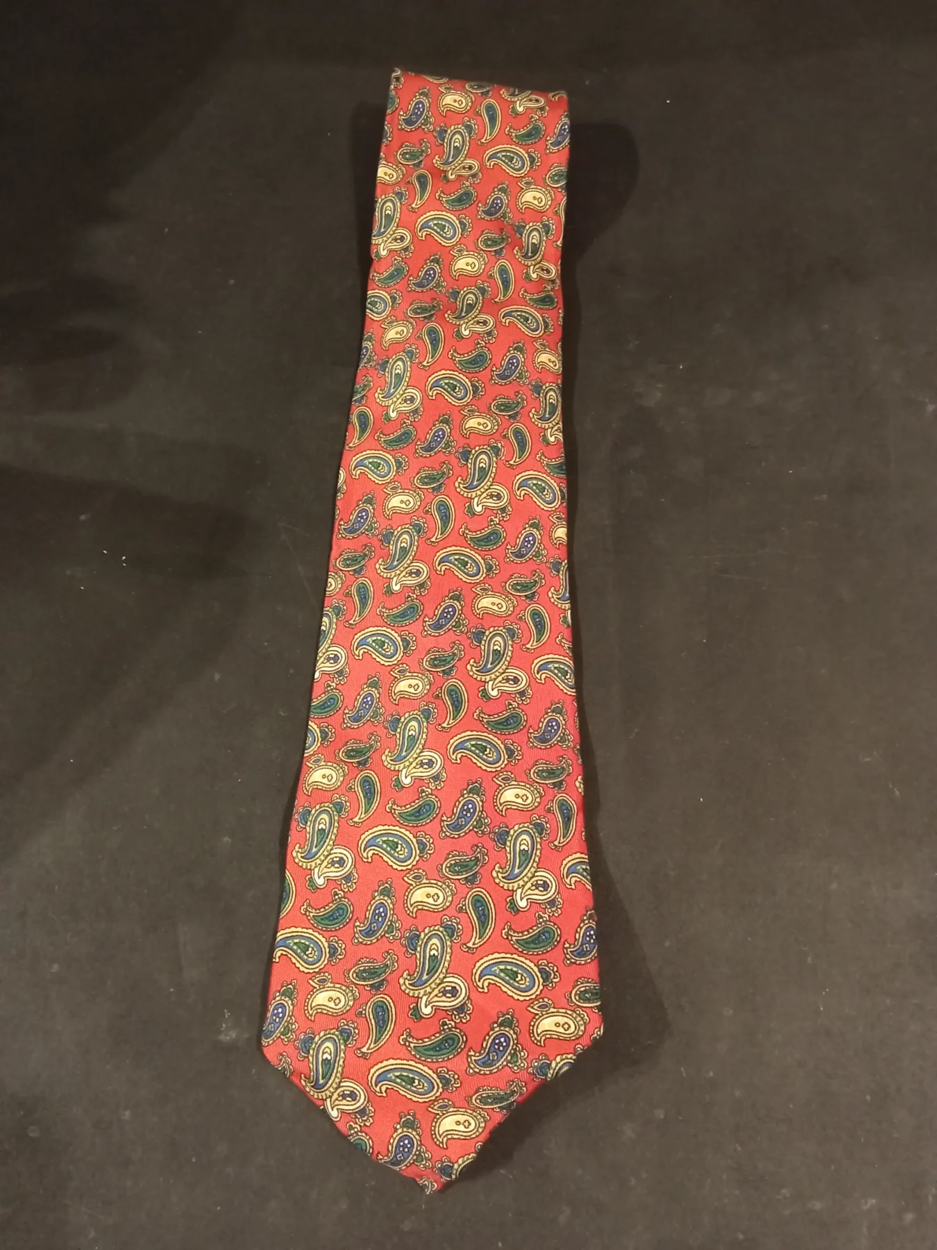 Westbury vintage 100% silk paisley tie