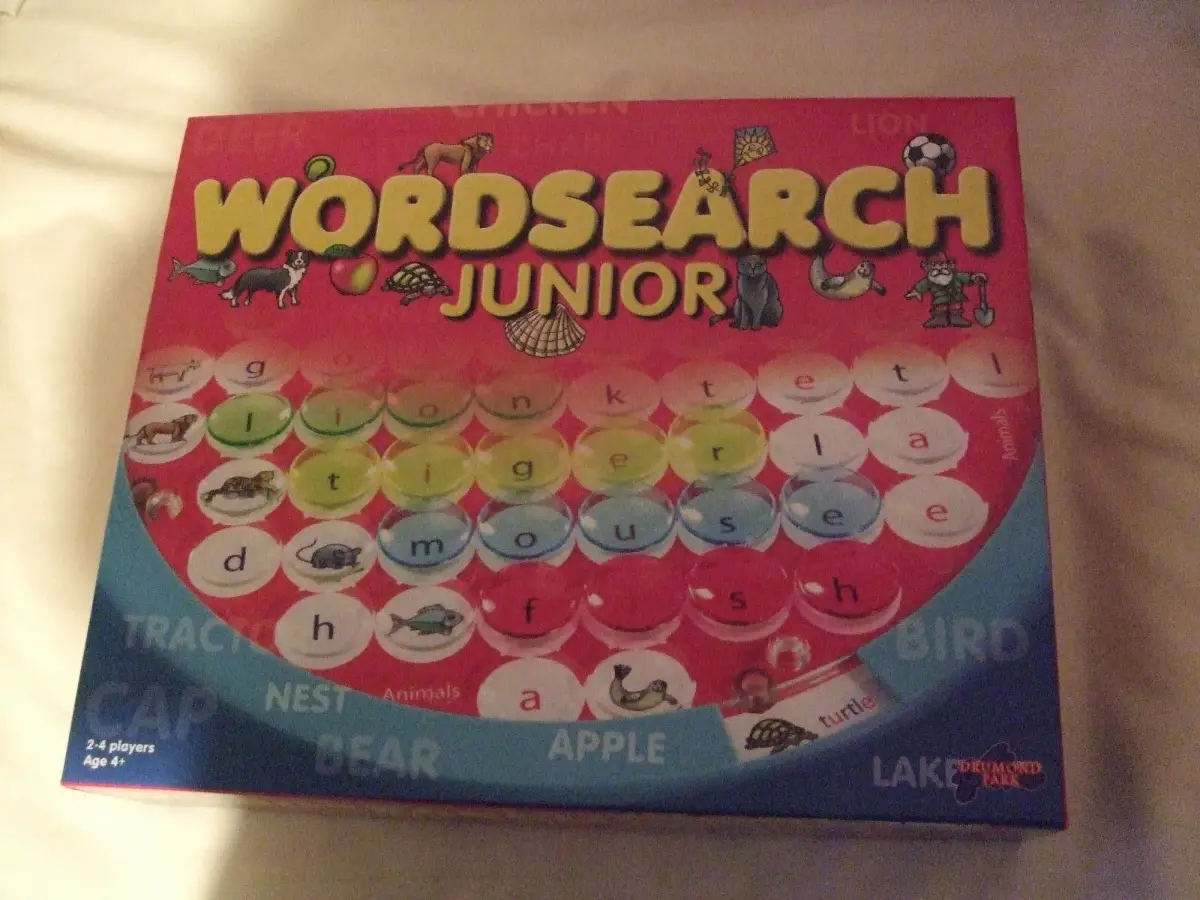Wordsearch Junior ! The Multi-Player Word Search Board Game