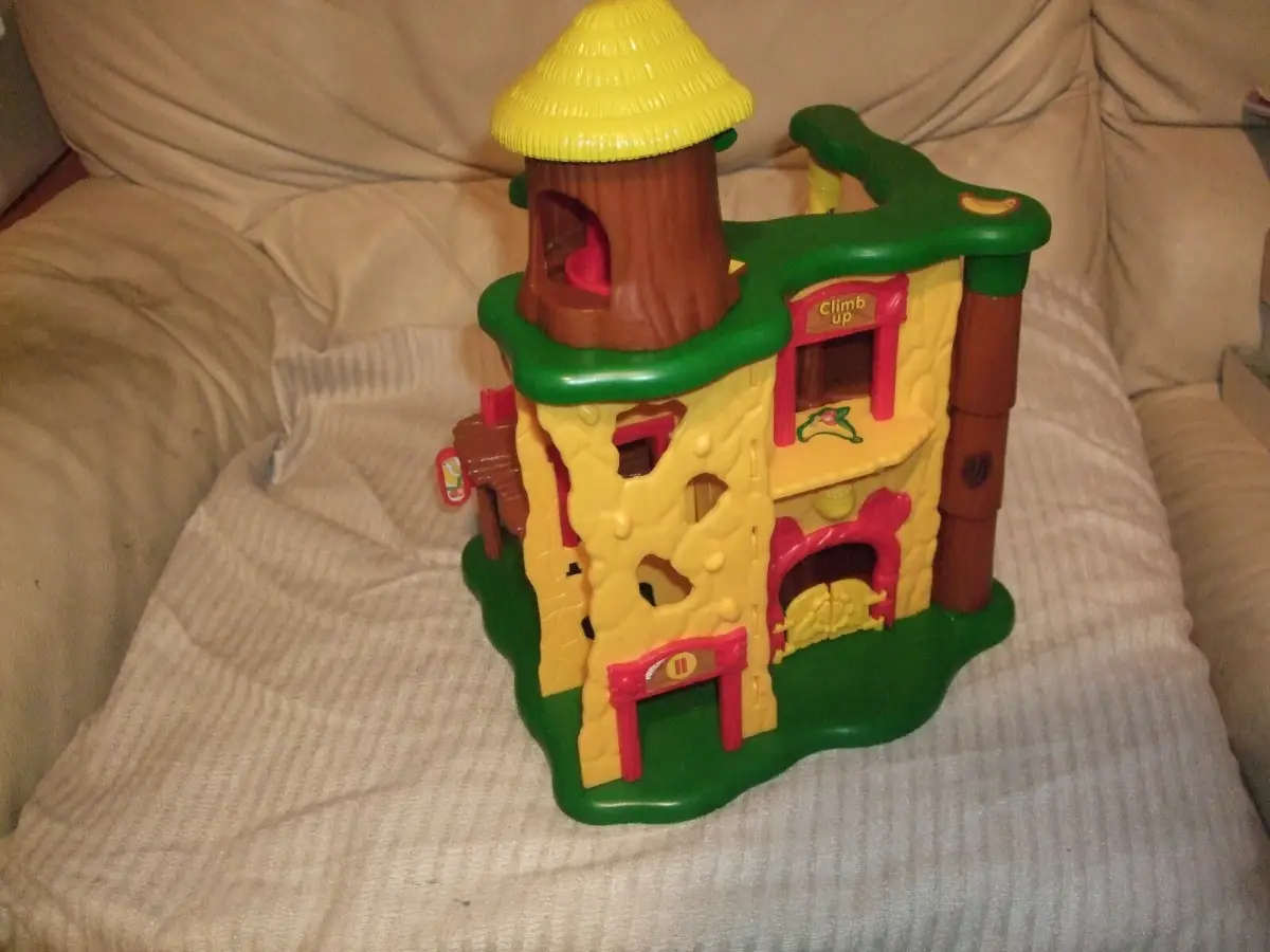Jungle In My Pocket Munch Munch Cafe With Wind Up Lift. Box TH