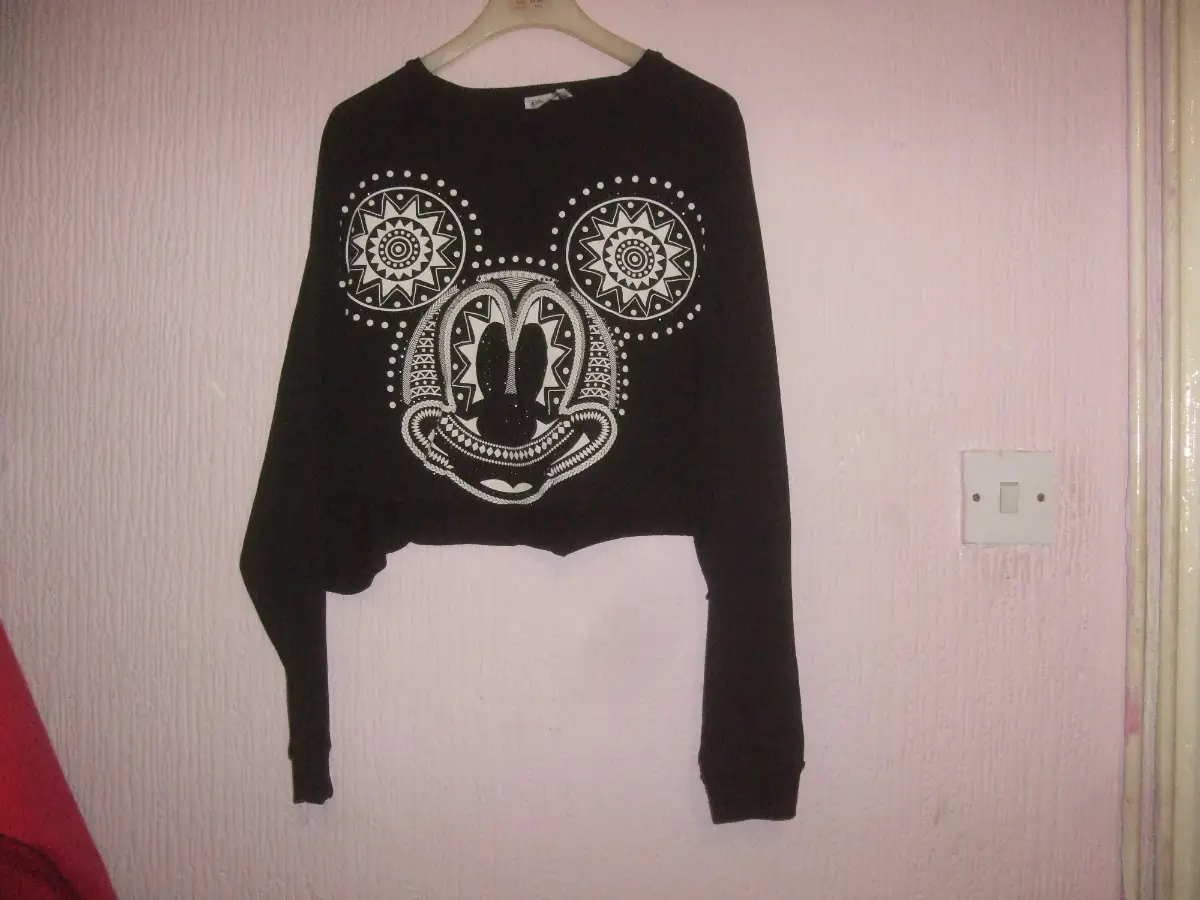 Disney Atmosphere Short Body Long Sleeve Top Size 12