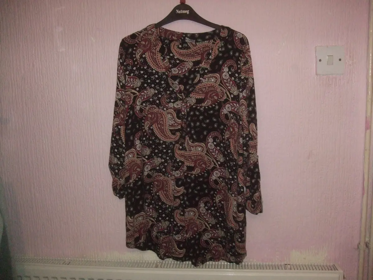 Evans Long Blouse Size 16 Black Multi Coloured Paisley Pattern