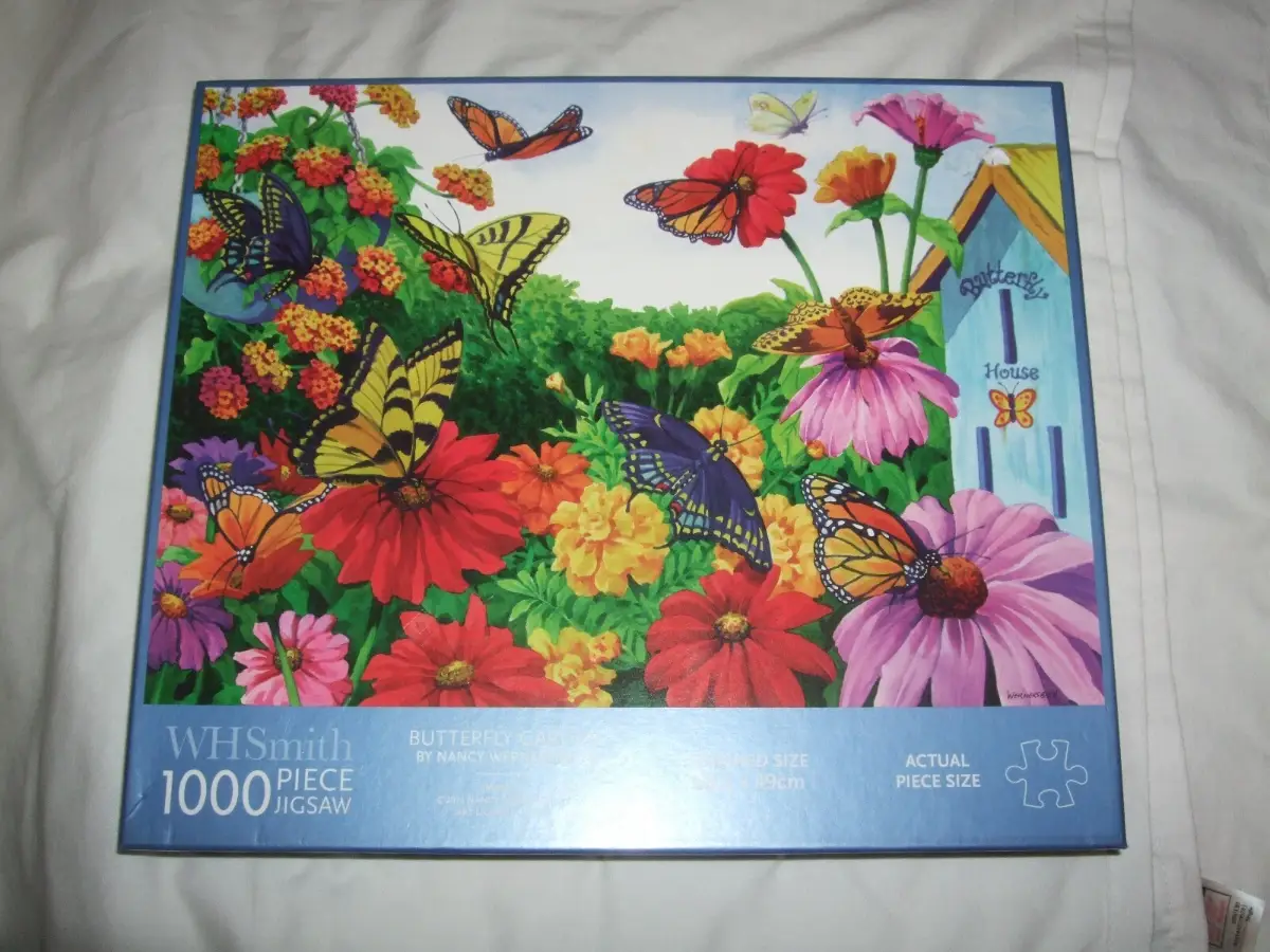 WHSmith Butterfly Garden By Nancy Wernersbach 1000 Piece Jigsaw