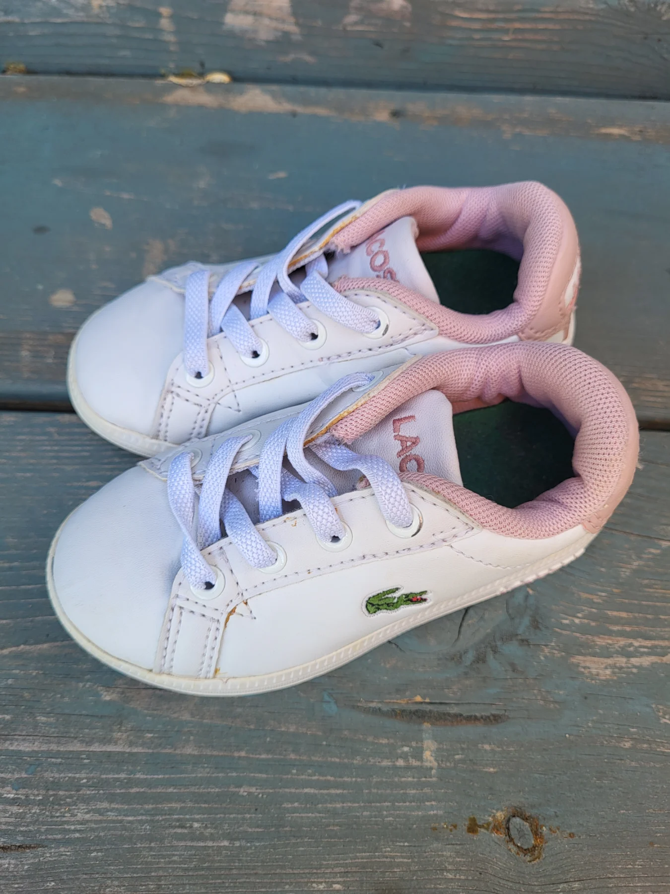 Lacoste children's size 5 pumps, pink and white