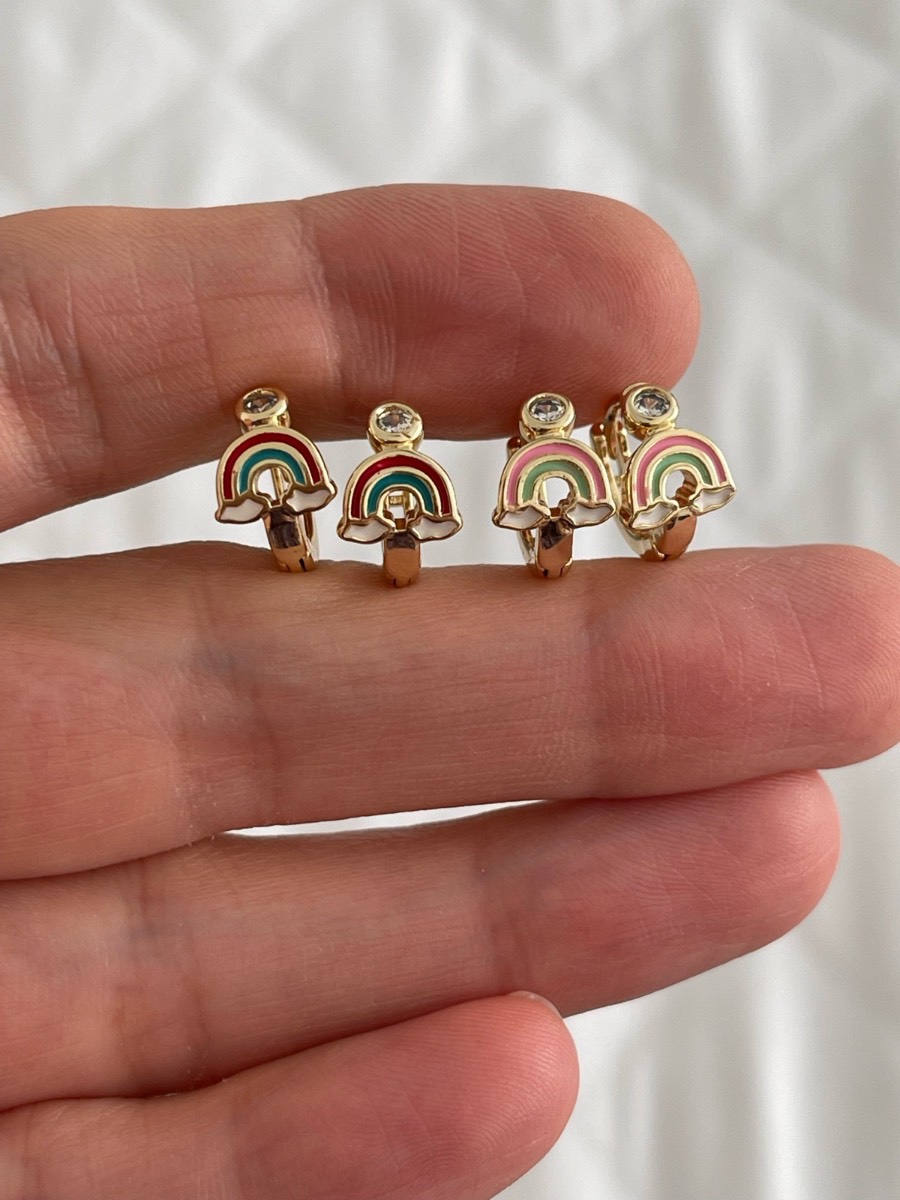 2 pairs of 14k gold plated hoop earrings