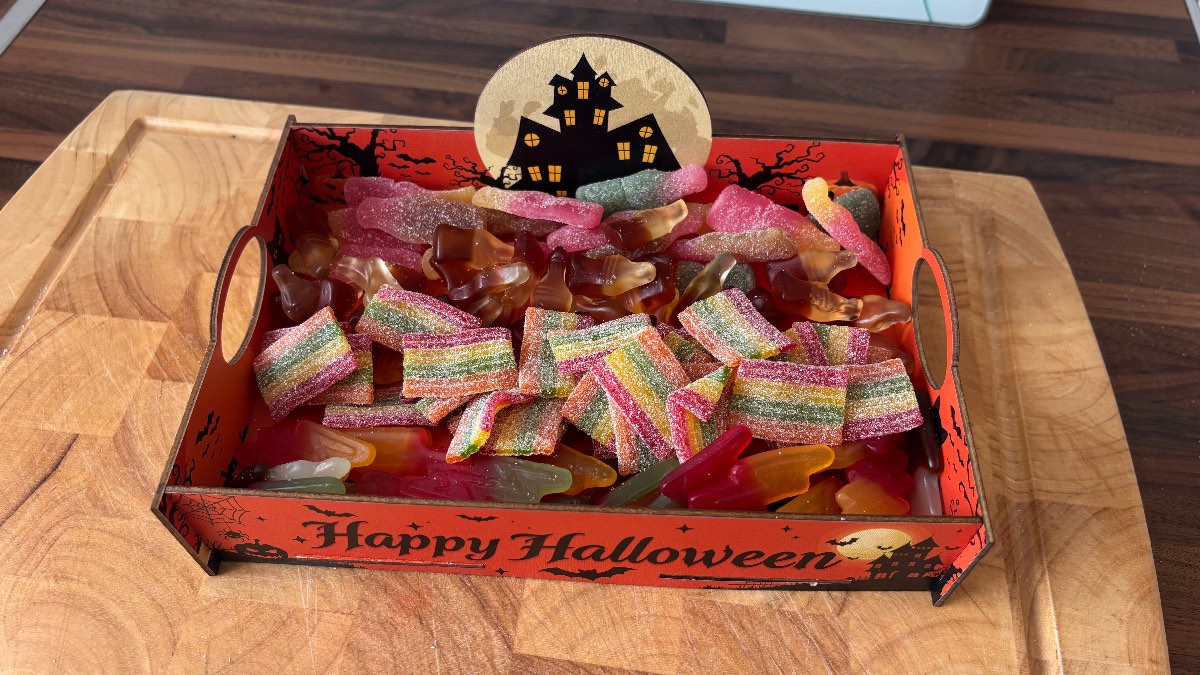 Sweet tray