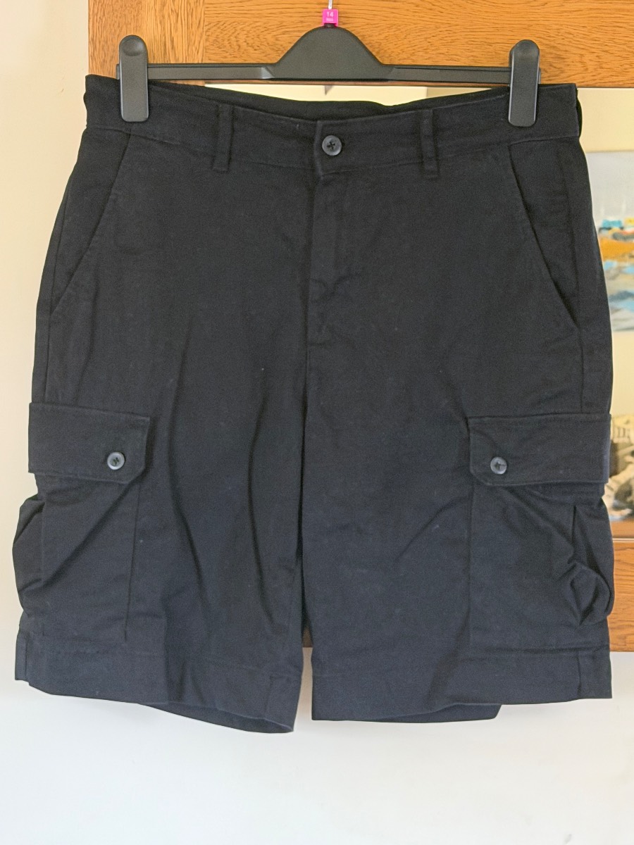St. John’s bay blue cargo shorts men’s size 32