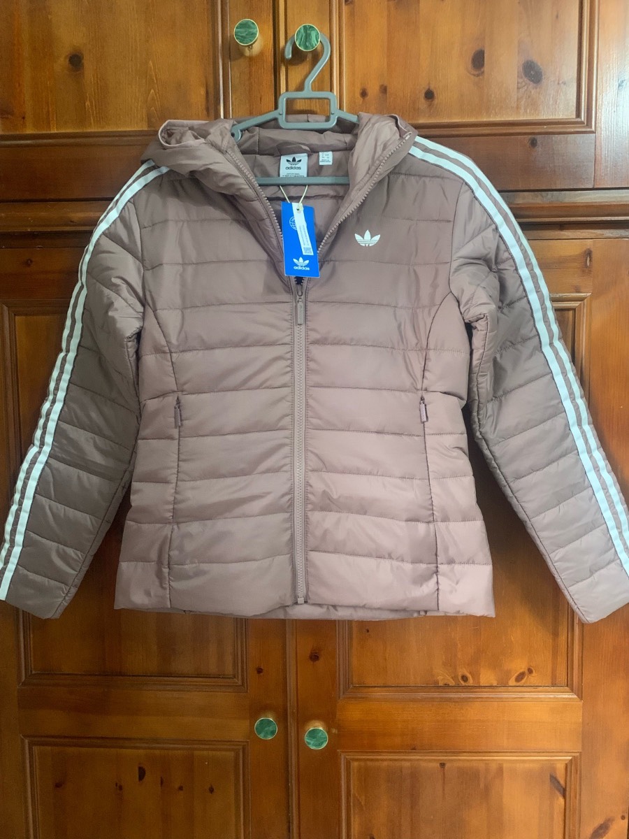 Ladies or large kids adidas burgundy xxs jacket RRp£85 brand new