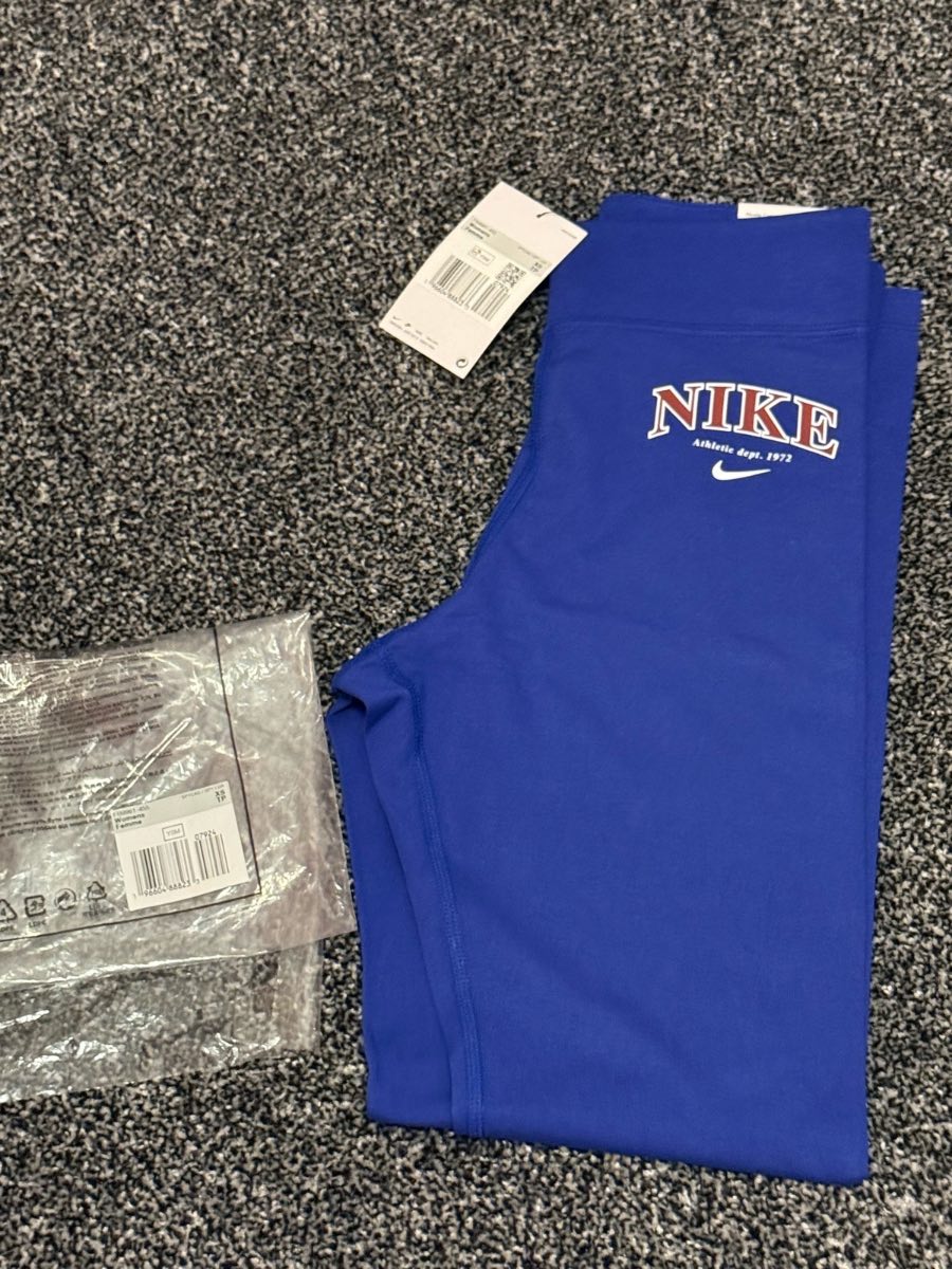 Nike Xs ladies gym leggings brand new