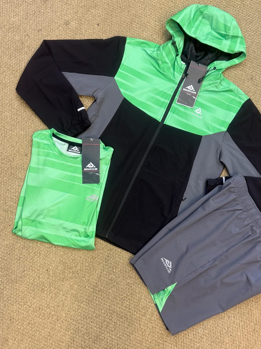 Mountain unisex three-piece Somerset waterproof