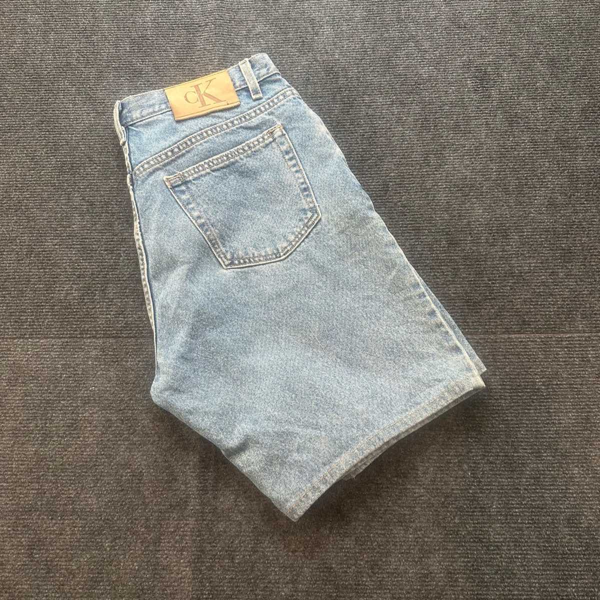 Calvin Klein Light Wash Denim Shorts Vintage 90s Baggy Y2K