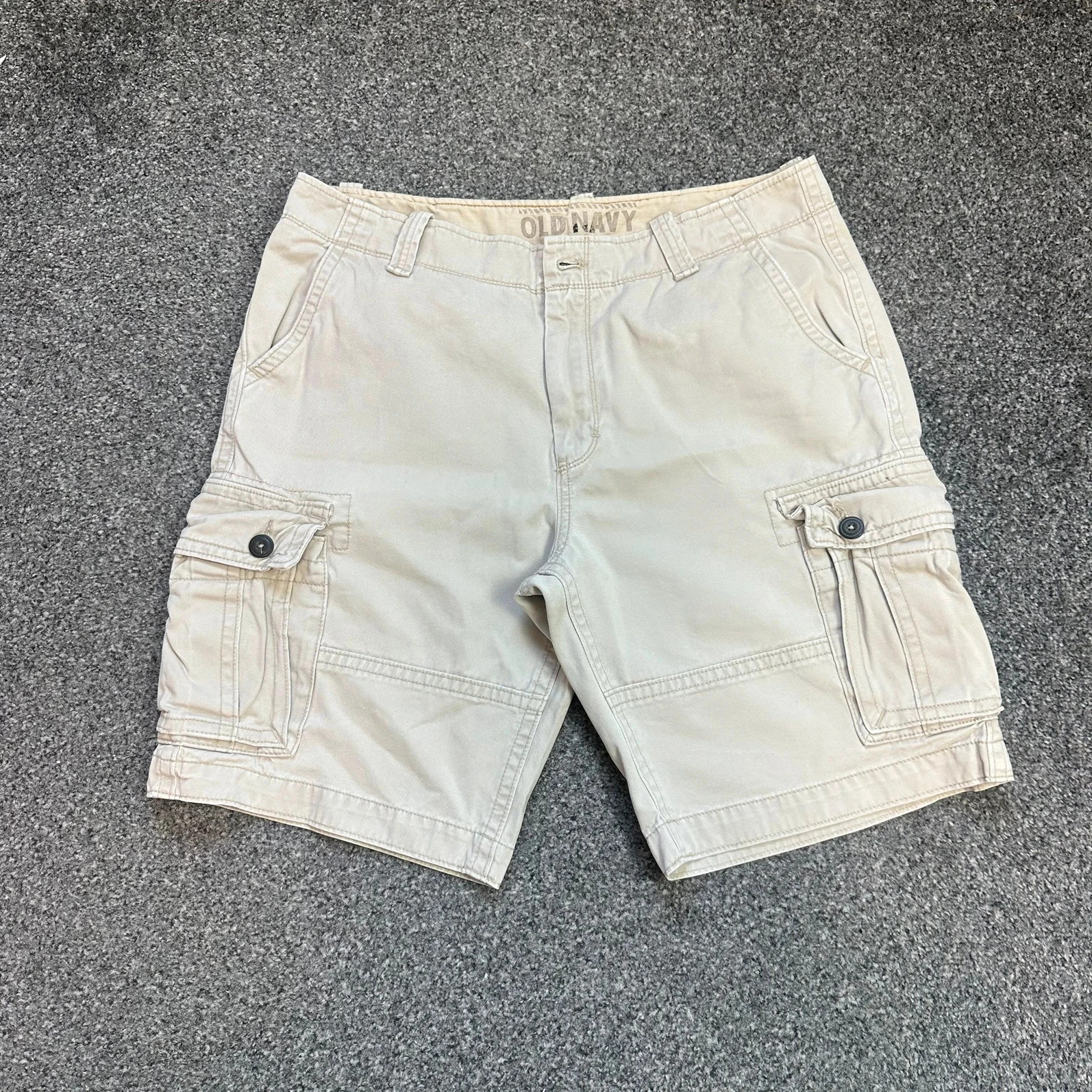 Y2K Cargo Shorts Beige Khaki 2000s Vintage Style